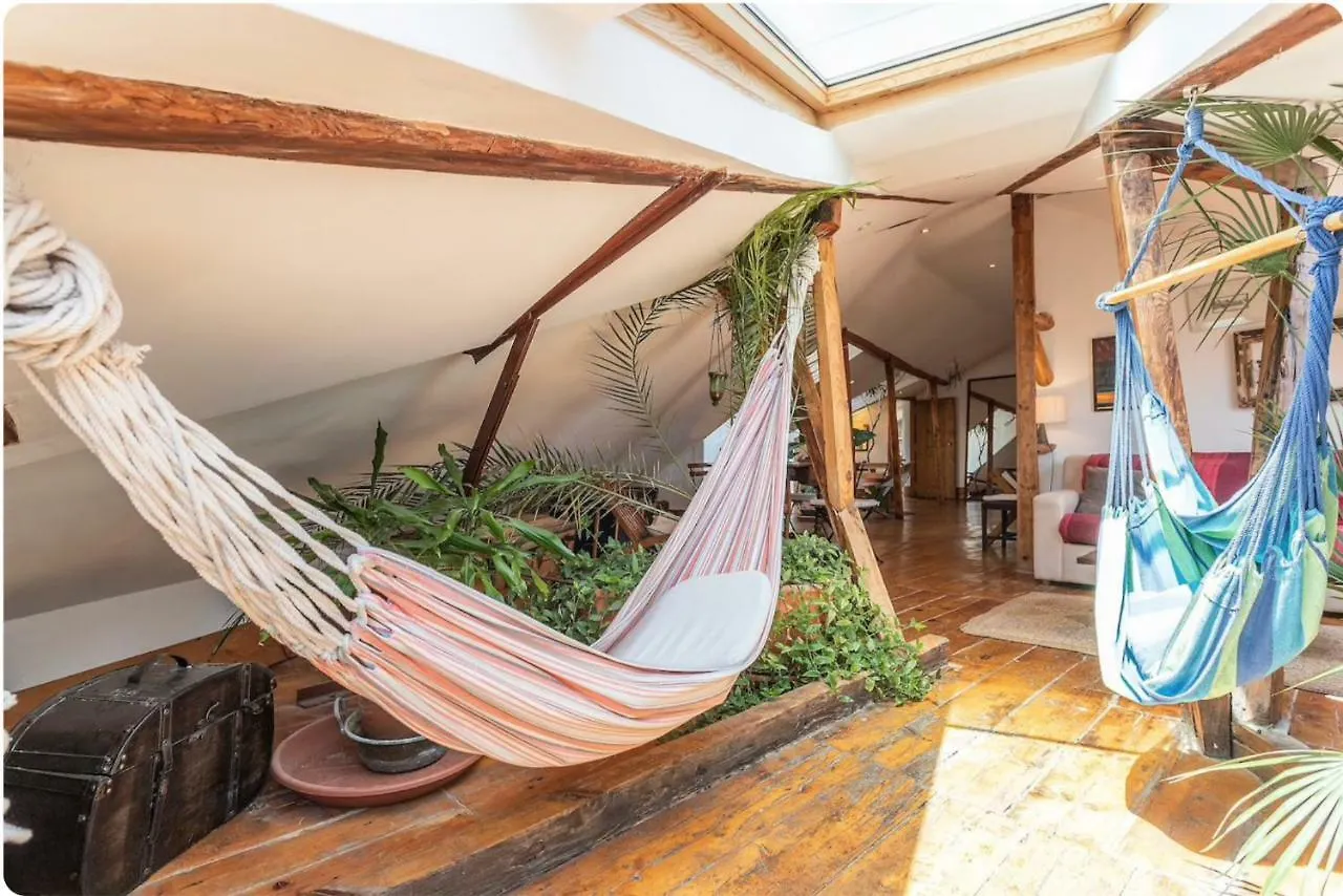 ליסבון Charming Central Sunny Penthouse